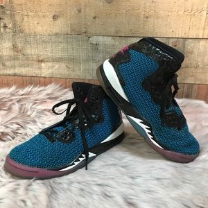 Nike Air Jordan Spike Forty Youth Sz 4.5